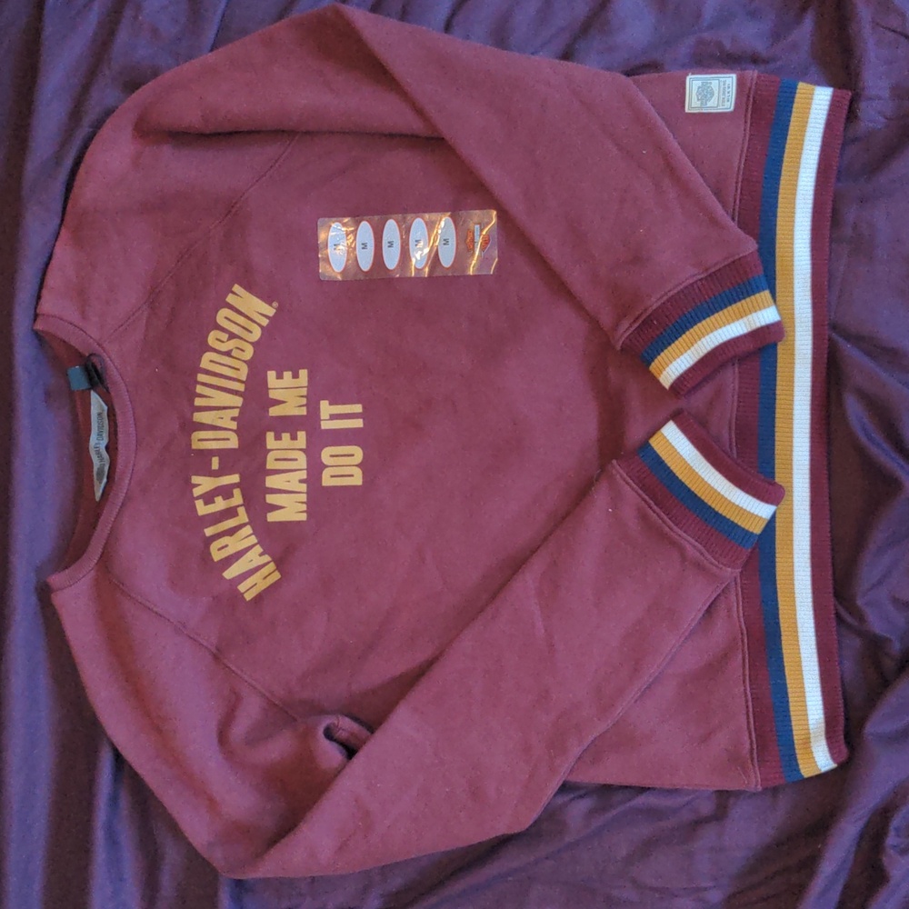 Harley Davidson Limited Edition Maroon Crew-Neck Sweatshirt. Size Medium. NWT